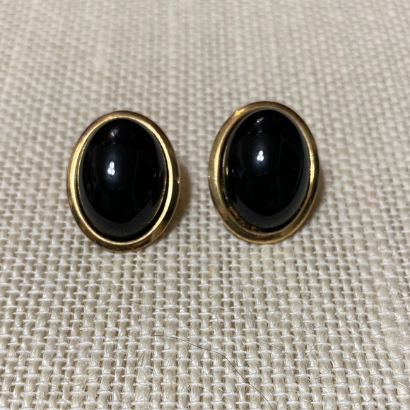 Vintage Jewelry - Elegant vintage Black onyx Gold Earrings